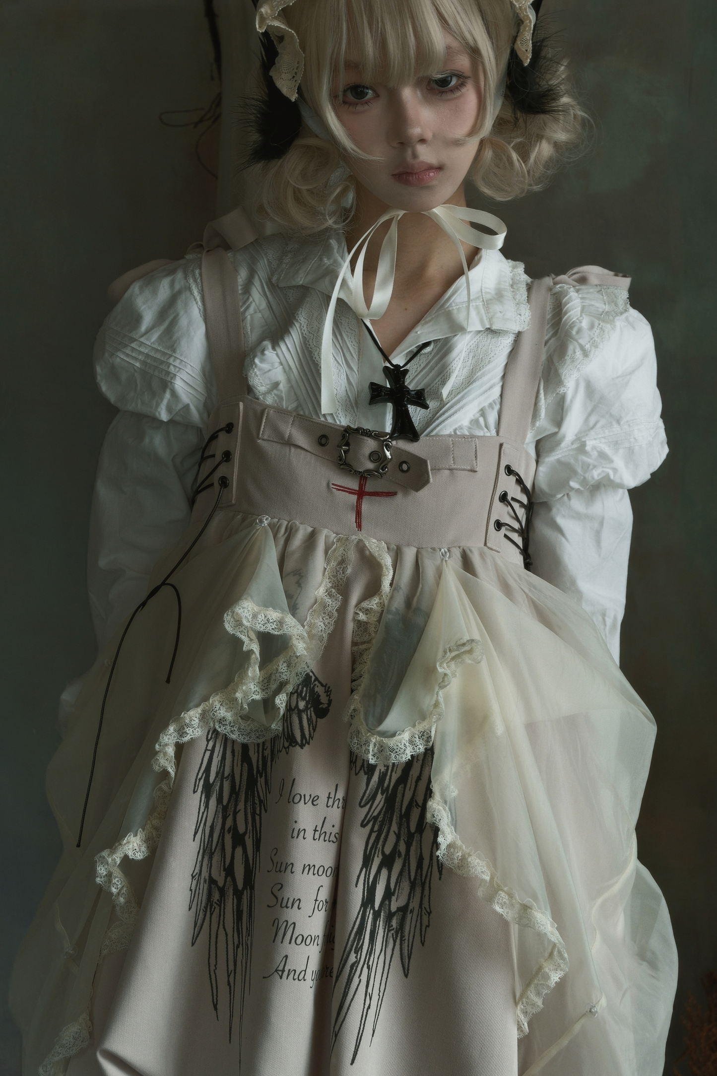 ゴシックバルーンサスペンダードレス