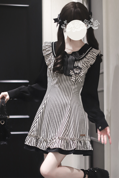 ストライプドールフレアドレス