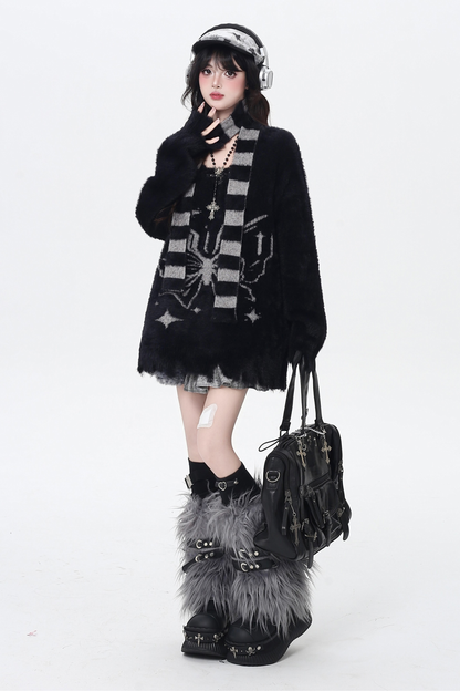 Dark Design Loose Knit