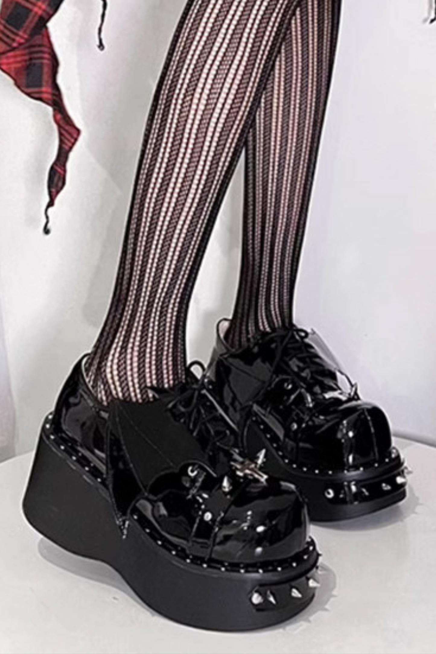 スーパーダークナイトローファー