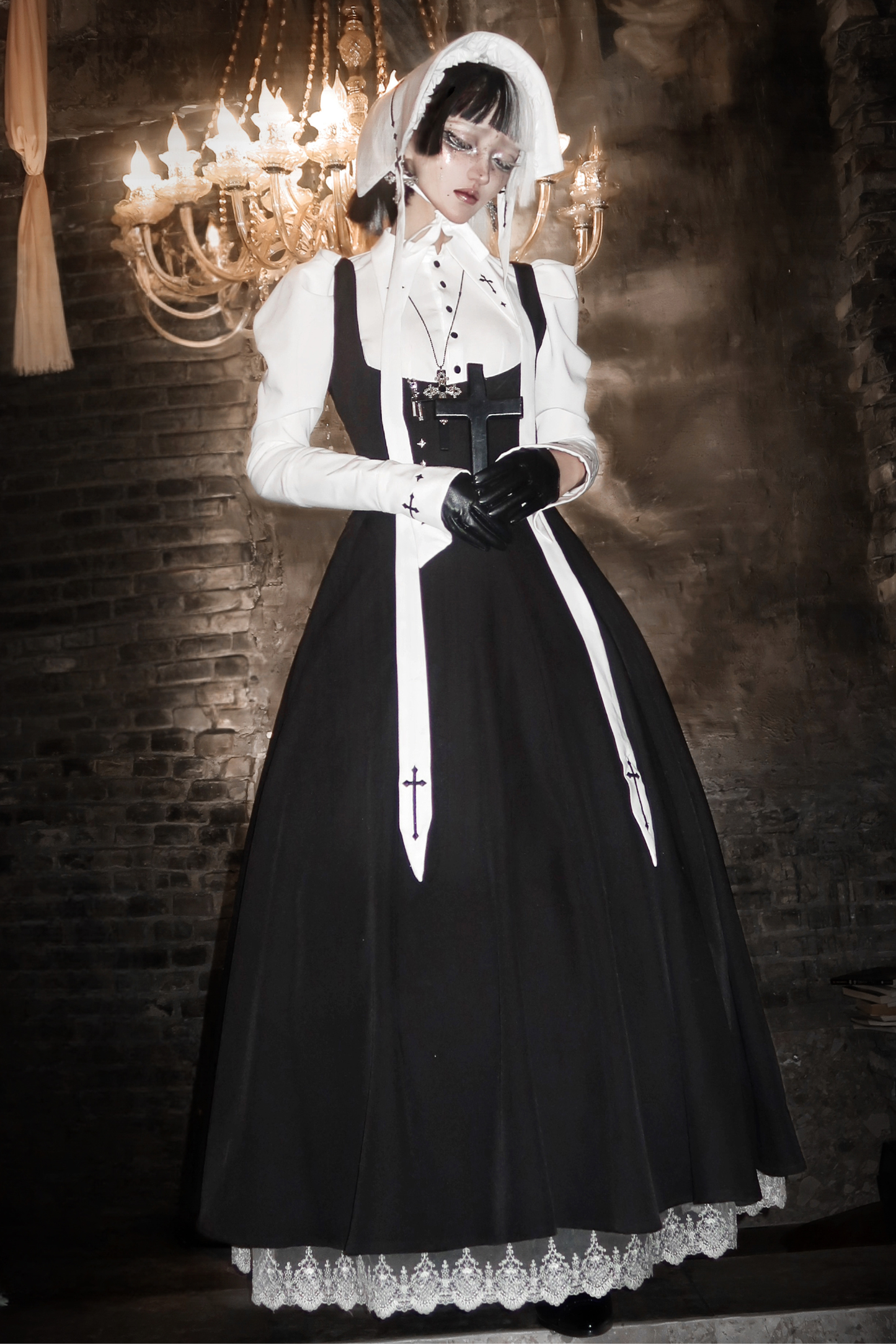 ゴスロリータスプリットブラウス+サスペンダースカート