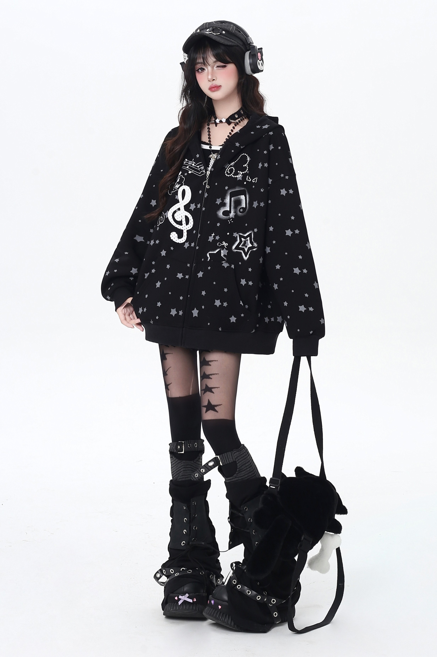 ノートジャンピングポルカドットフードパーカー