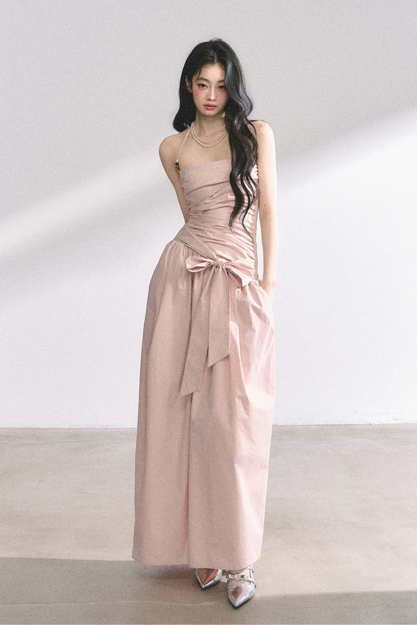ホルターネックロングドレス