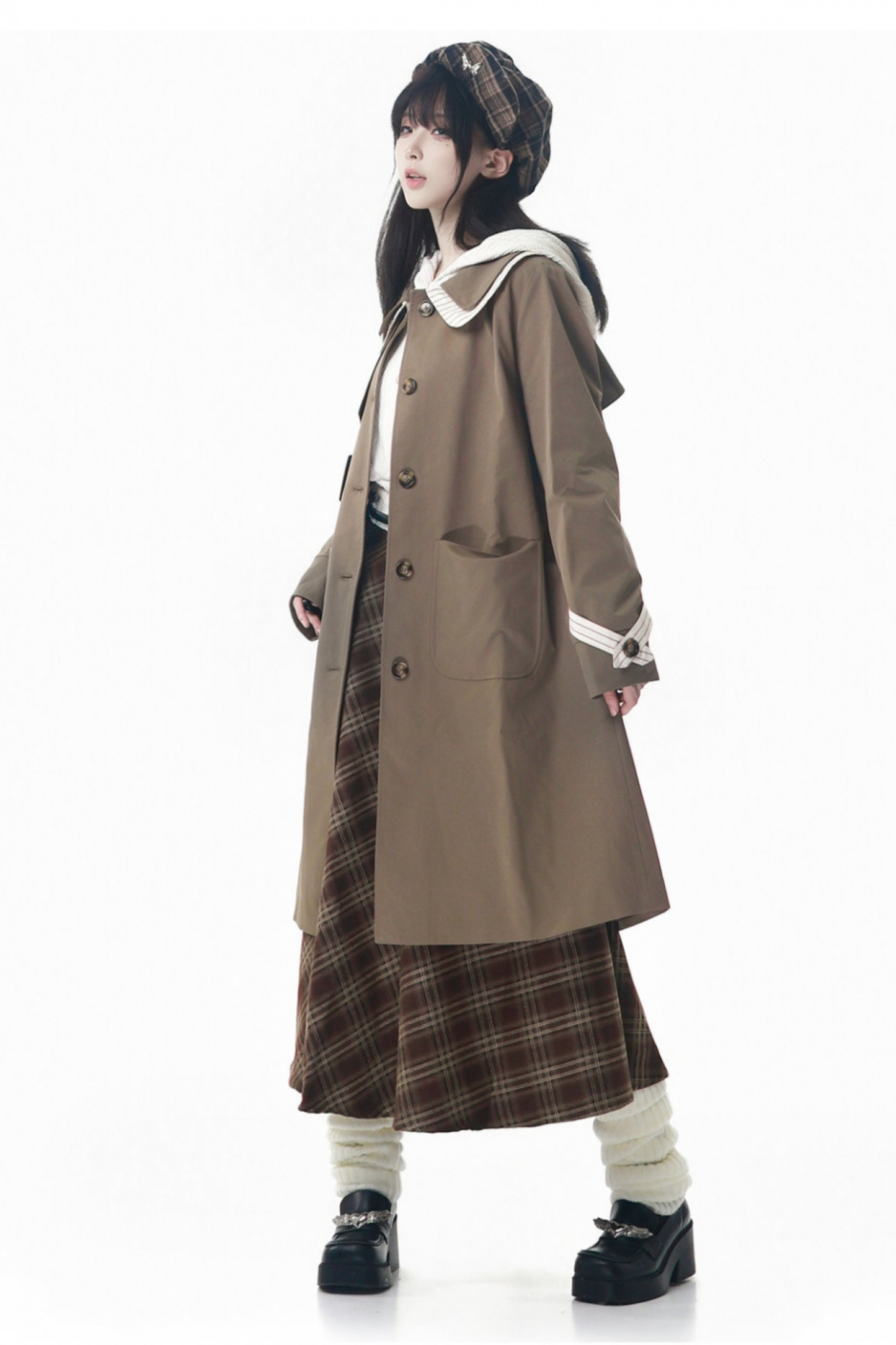 メープルトレンチコート+フードトップス+チェックスカート+シャツドレス