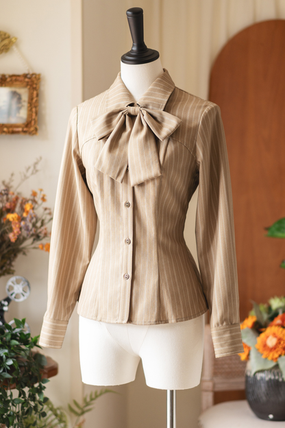 クラシカルストライプリボンシャツ