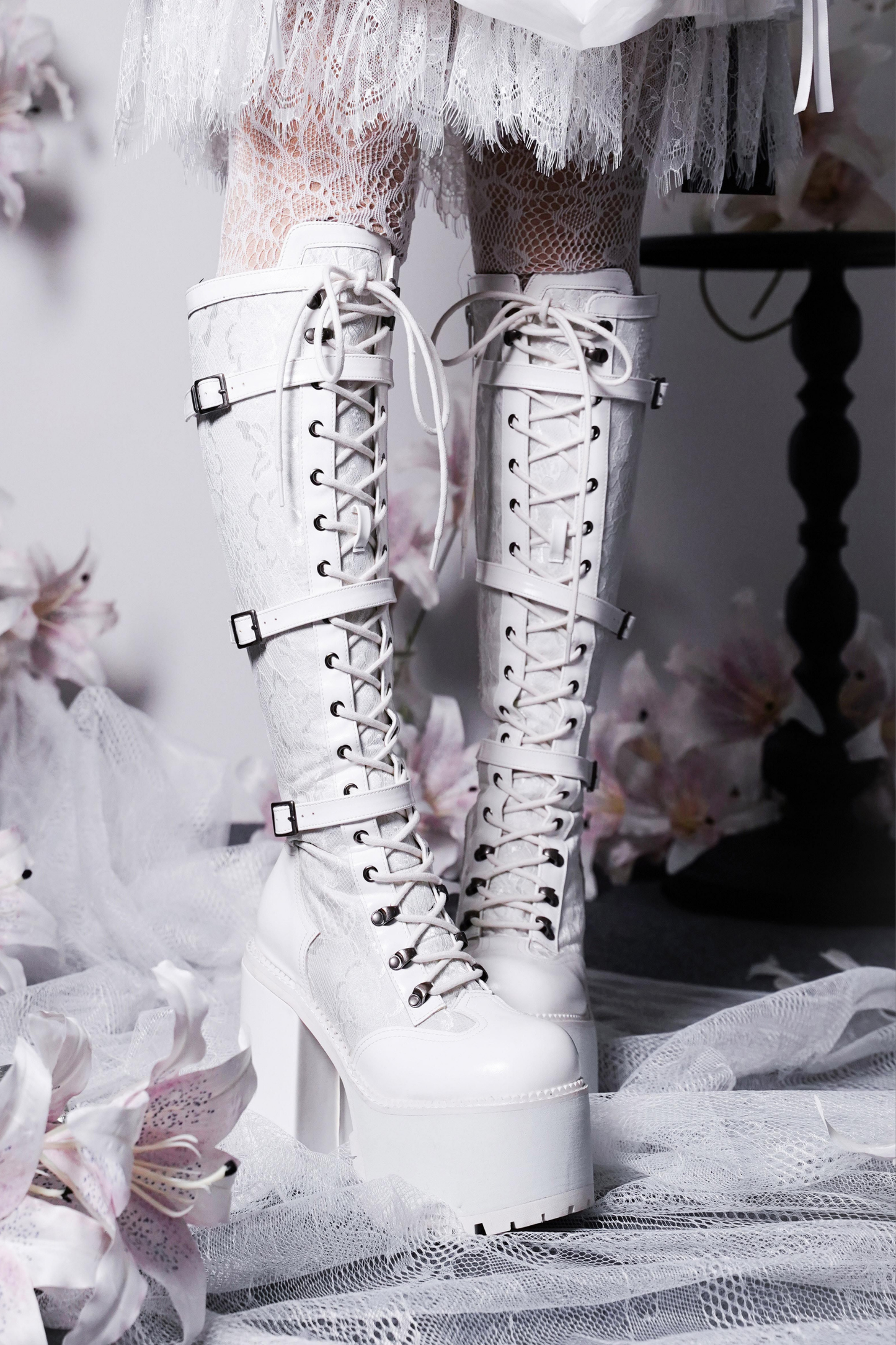 【4月4日予約締切】レースゴシックスエードレースアップブーツ