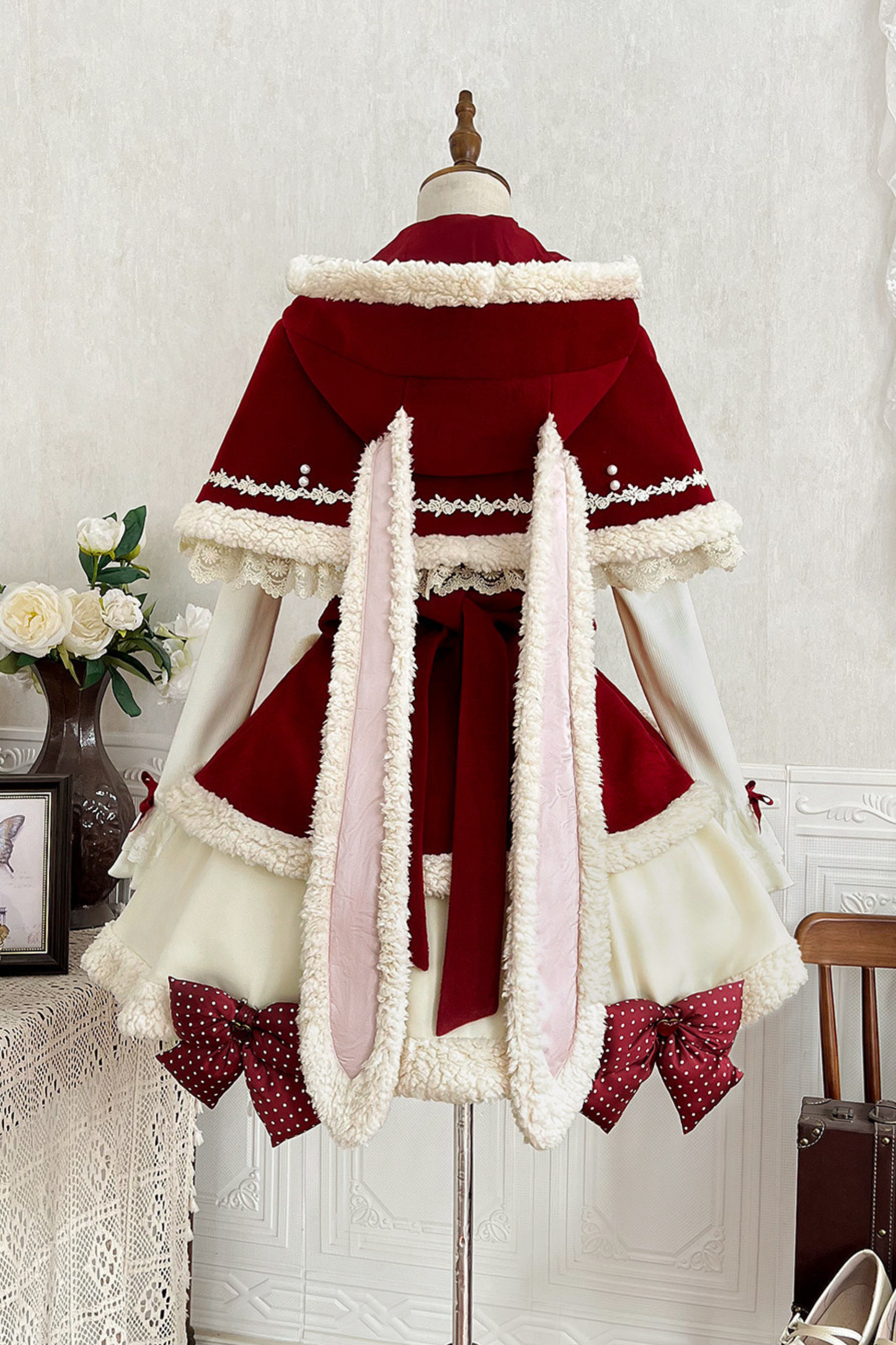 【予約商品】ラビットロリータケープ+サスペンダー+ベアデザインスカート+タートルネック