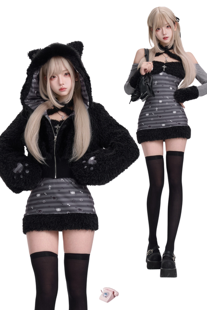 タイトボーダーネックレス+フードコート