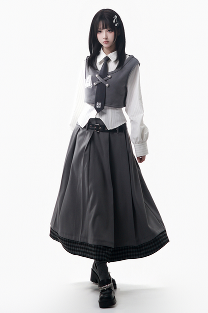 ストライプコート+シャツ+ベスト+ロングスカート