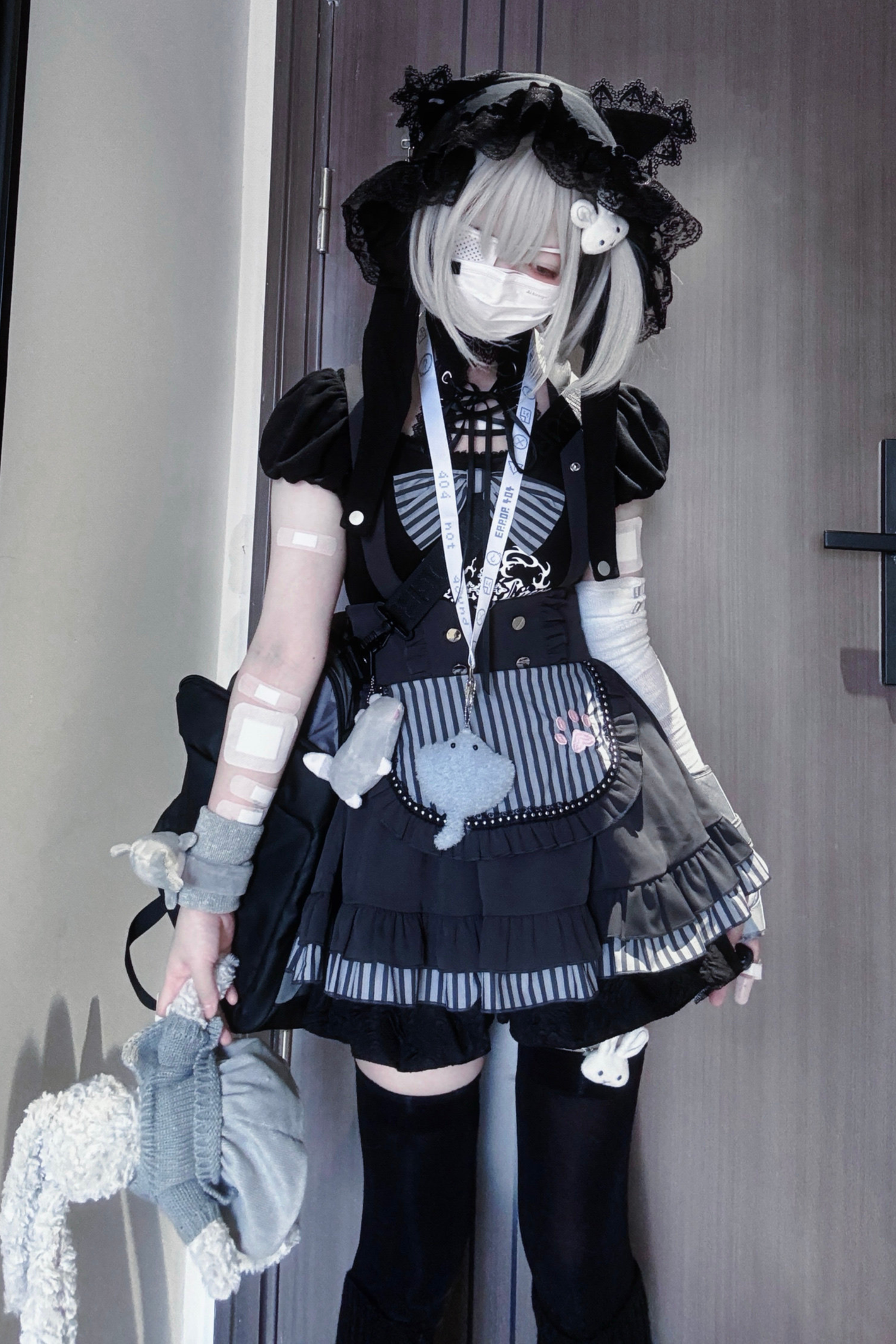 キュートキャットパフスリーブトップス+サスペンダースカート+パンツ+ハット