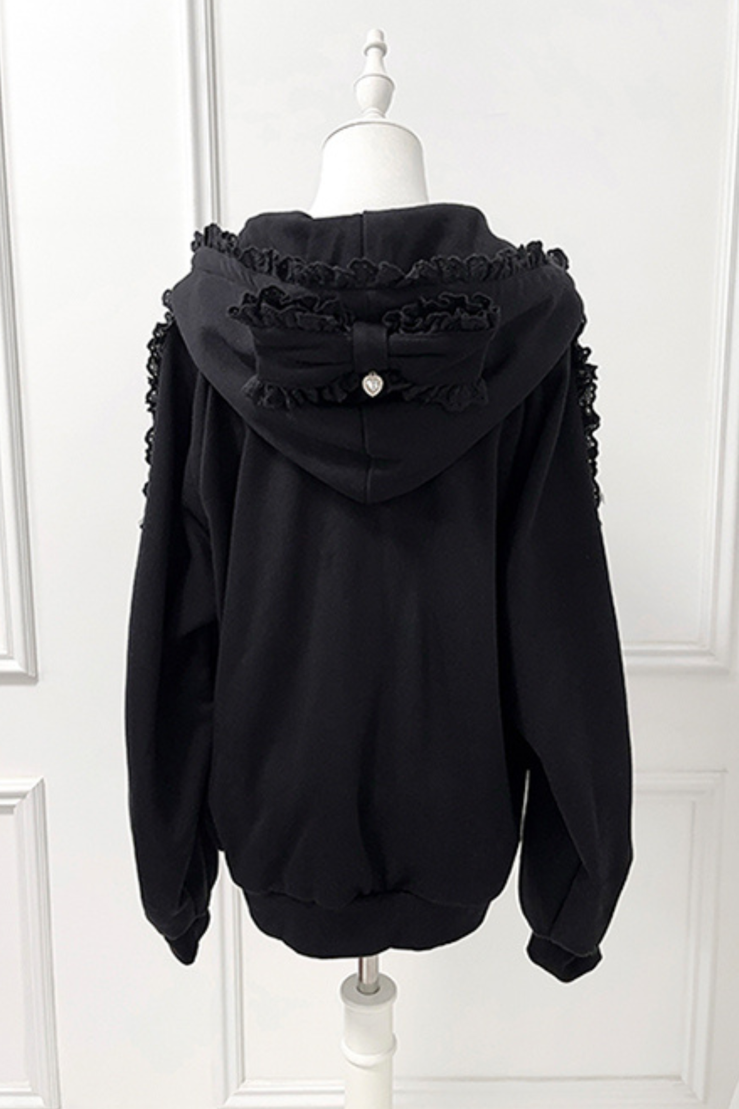 ネクラリボンフリルフードパーカー