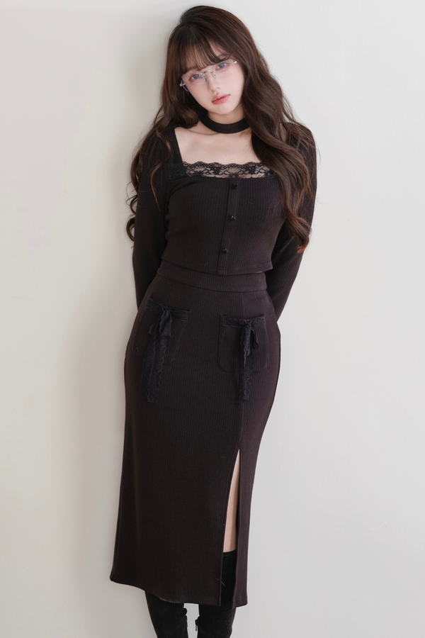 レディタイトトップス+スリットリボンスカート