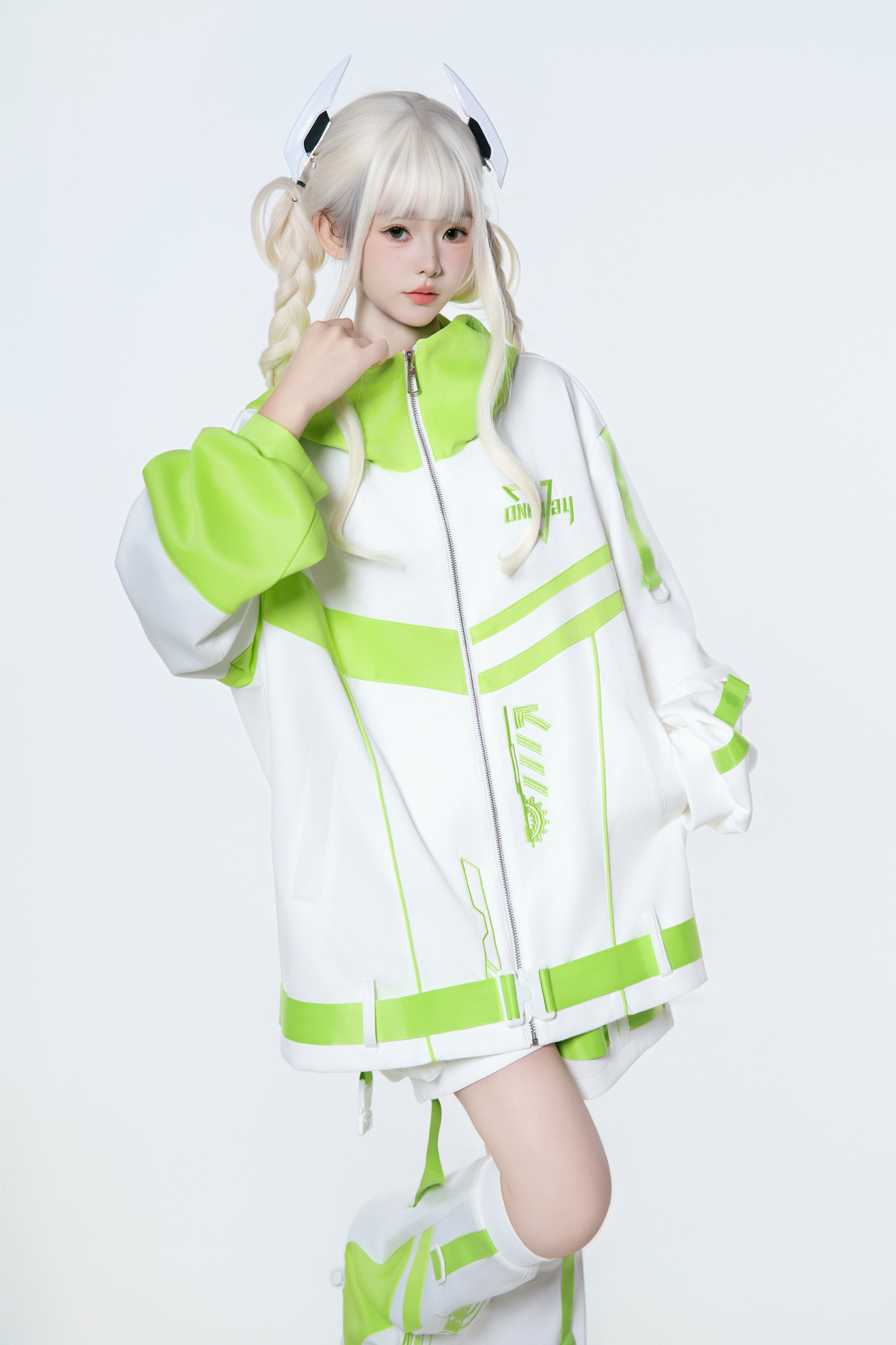 サイバーサブカルジャージジャケット+ショートパンツ+レッグカバー