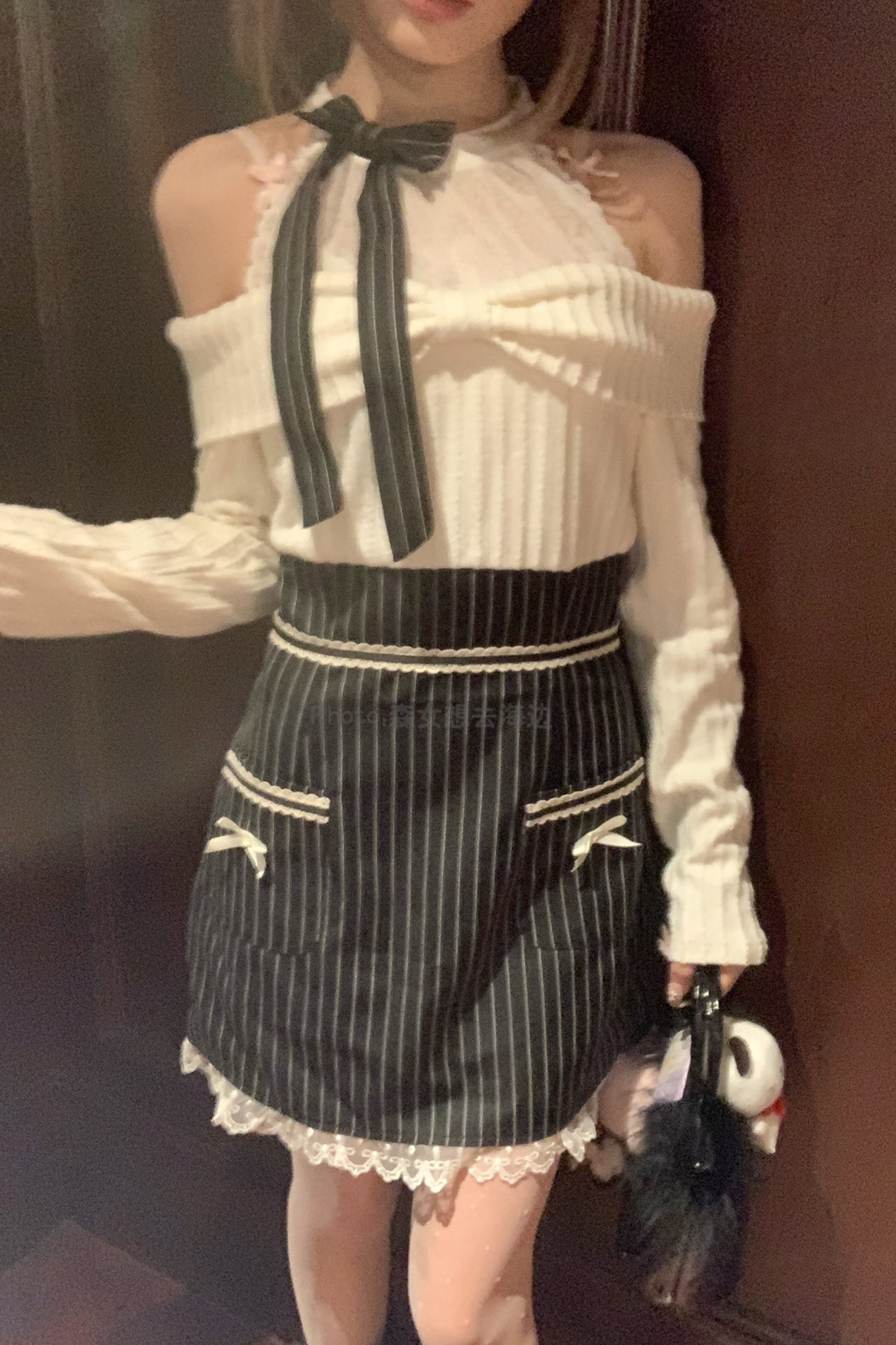 リボンオフショルダーストライプドレス