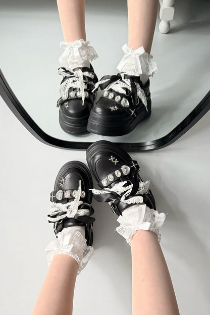 【10月6日予約締切】White/Pink/Black Rhinestone Buckle Lace Cross Charm Ribbon Chunky Sneakers