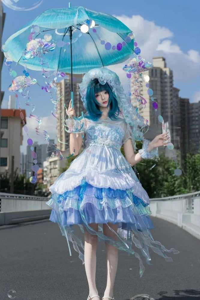[Date limite de précommande : 1er août] Robe JKS lolita féerique méduse océan blanc x bleu à superpositions avec traîne aurore