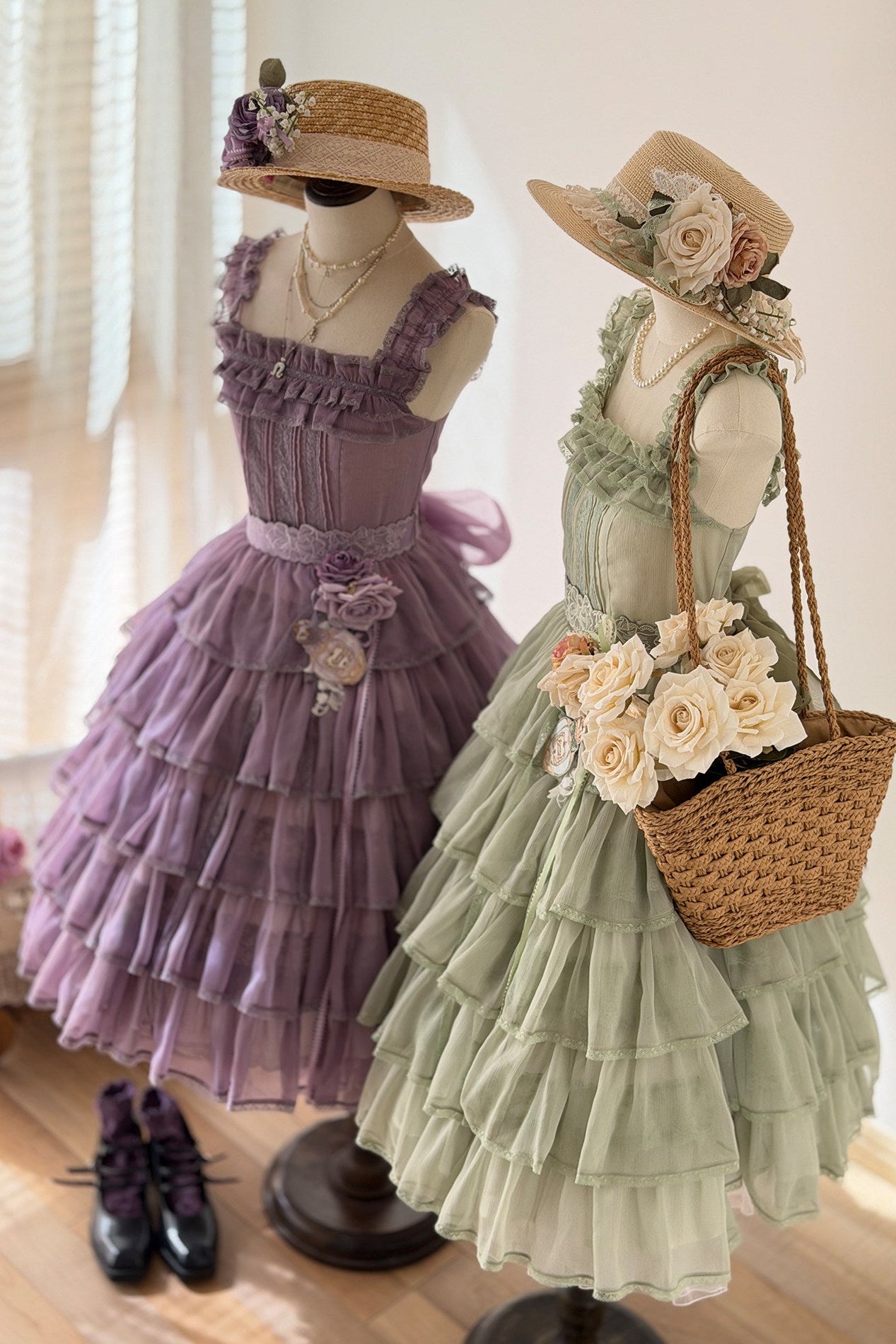 [Pre-order Deadline: July 31] Romantic Sweet Lolita Series Accessories (Flower-Embroidered Waist Ribbon, Corsage with Parfum Emblem, Hair Clip) [Exclusive Sale for Dress Purchasers]