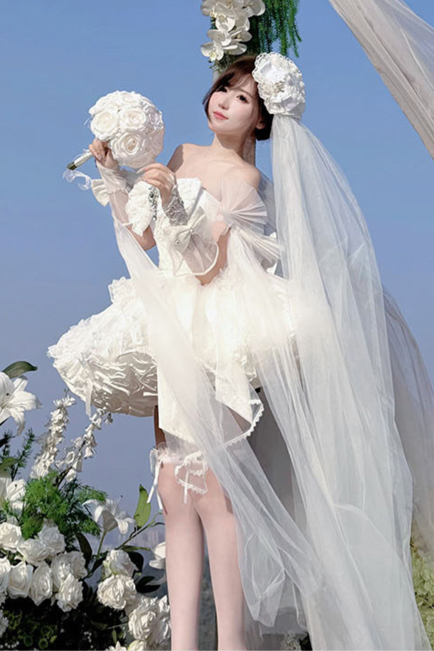 [Vorbestellung bis 4. April]Weißes Feder-Zeremonienkleid + Schal + Schwanz + Schleier + Schleife + Ärmel