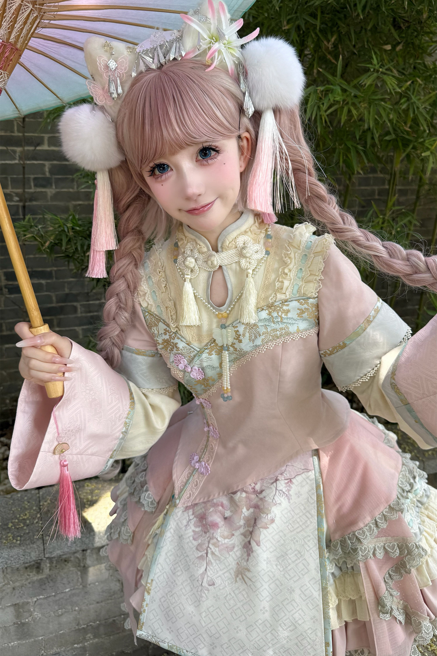 China Style Girl Lolita Top + Skirt + Catsuit + Clips