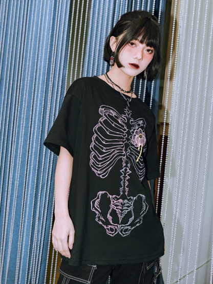 Flower Born Dark Chainalus Tops