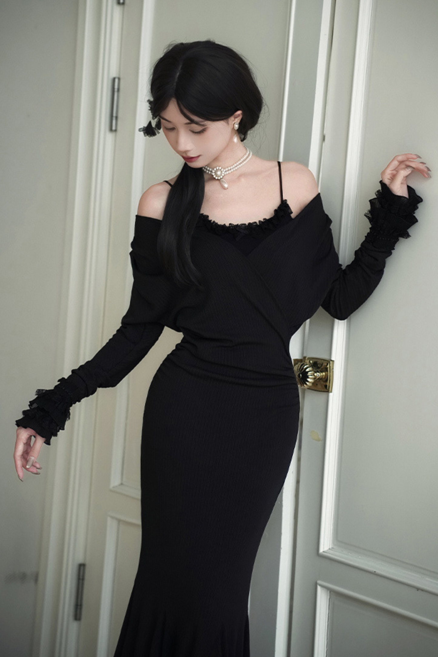 ローVネックニットストレッチスリムワンピース