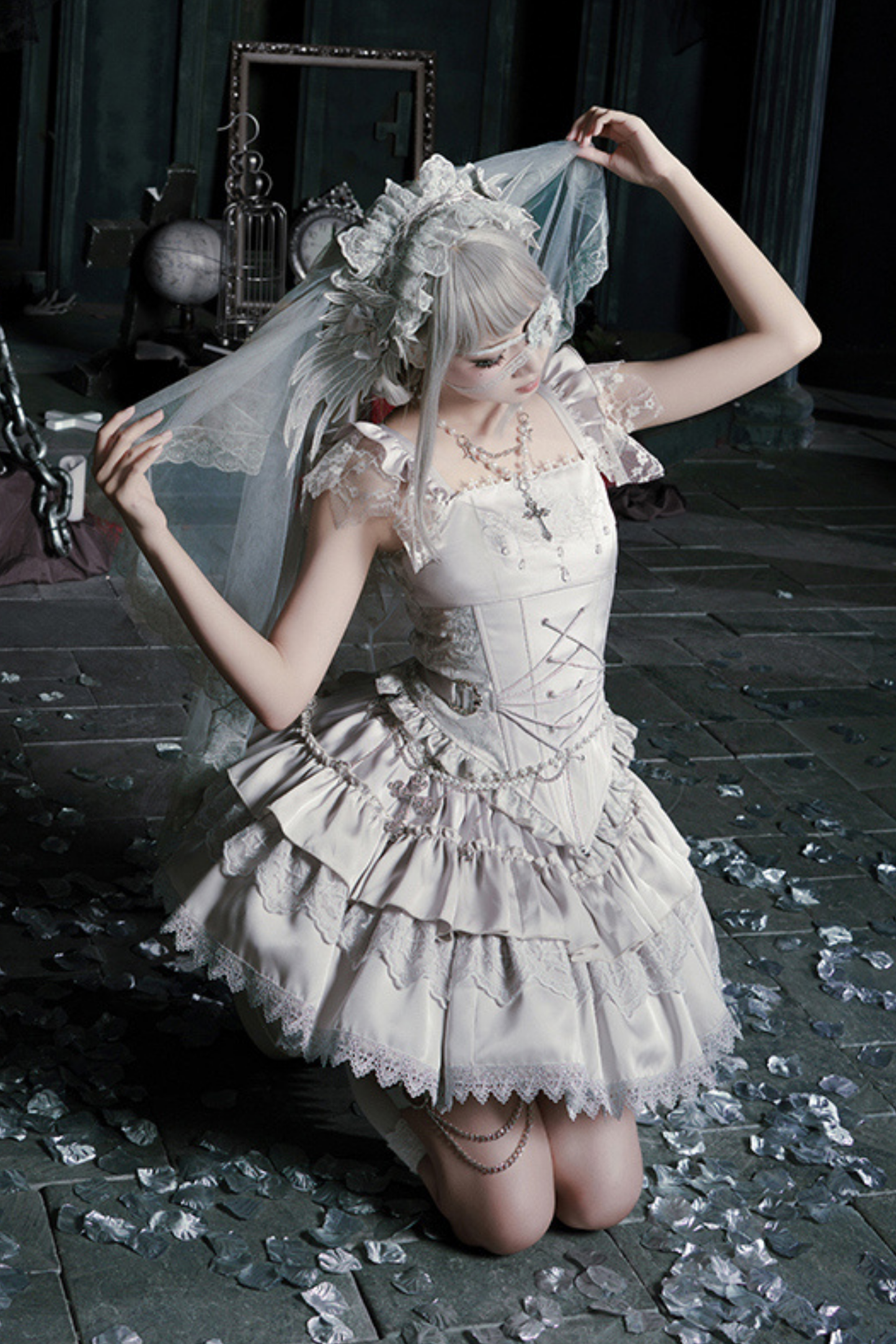 ゴシックロリータスカート+コルセット+ベール+ネックレス+ウエストチェーン