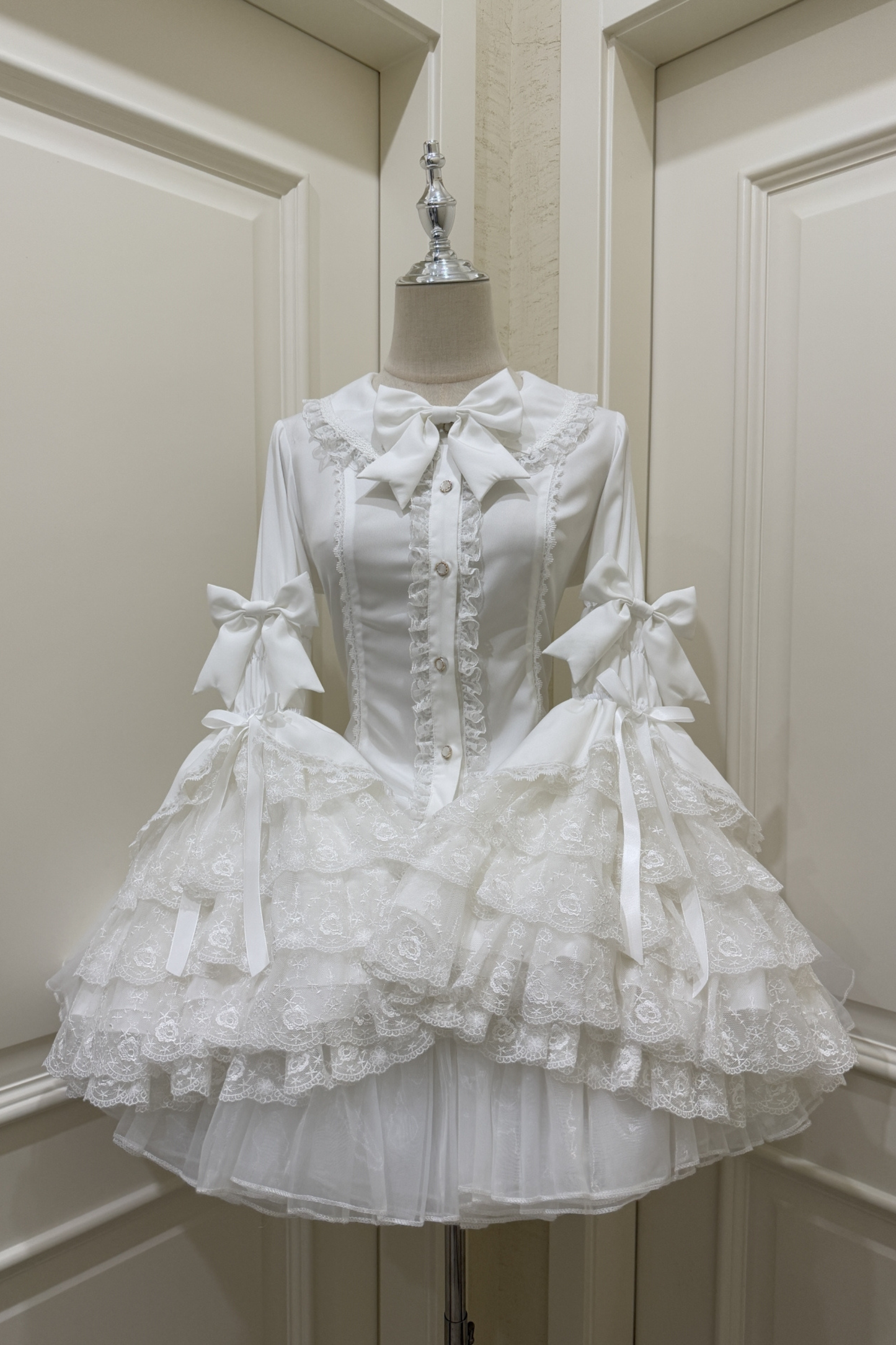 プリンセスリボンフリルスリーブシャツ