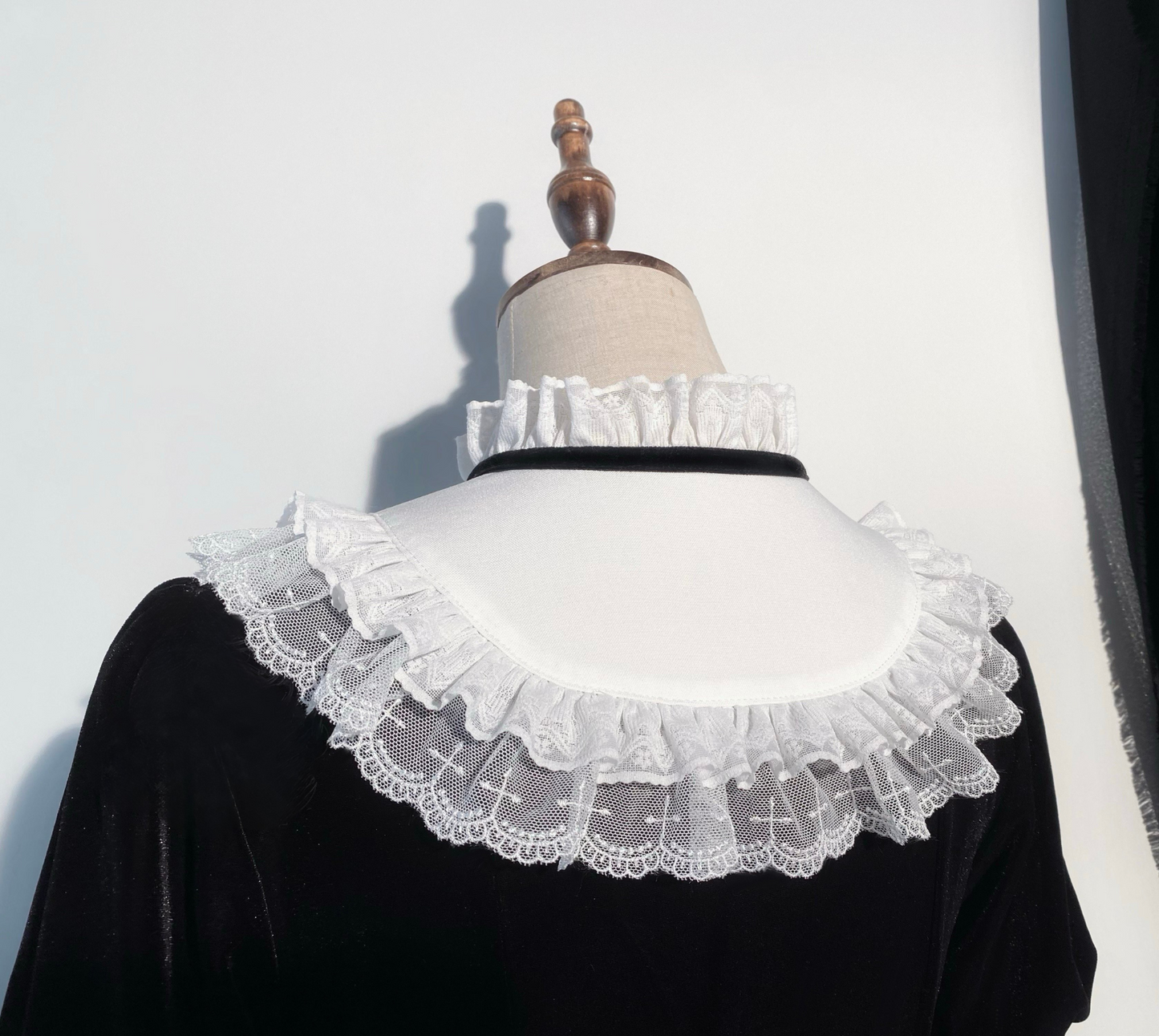 【3月1日予約締切】ムーンクロスジュリエットスリーブブラックベルベットゴシックドレス＋アクセサリー