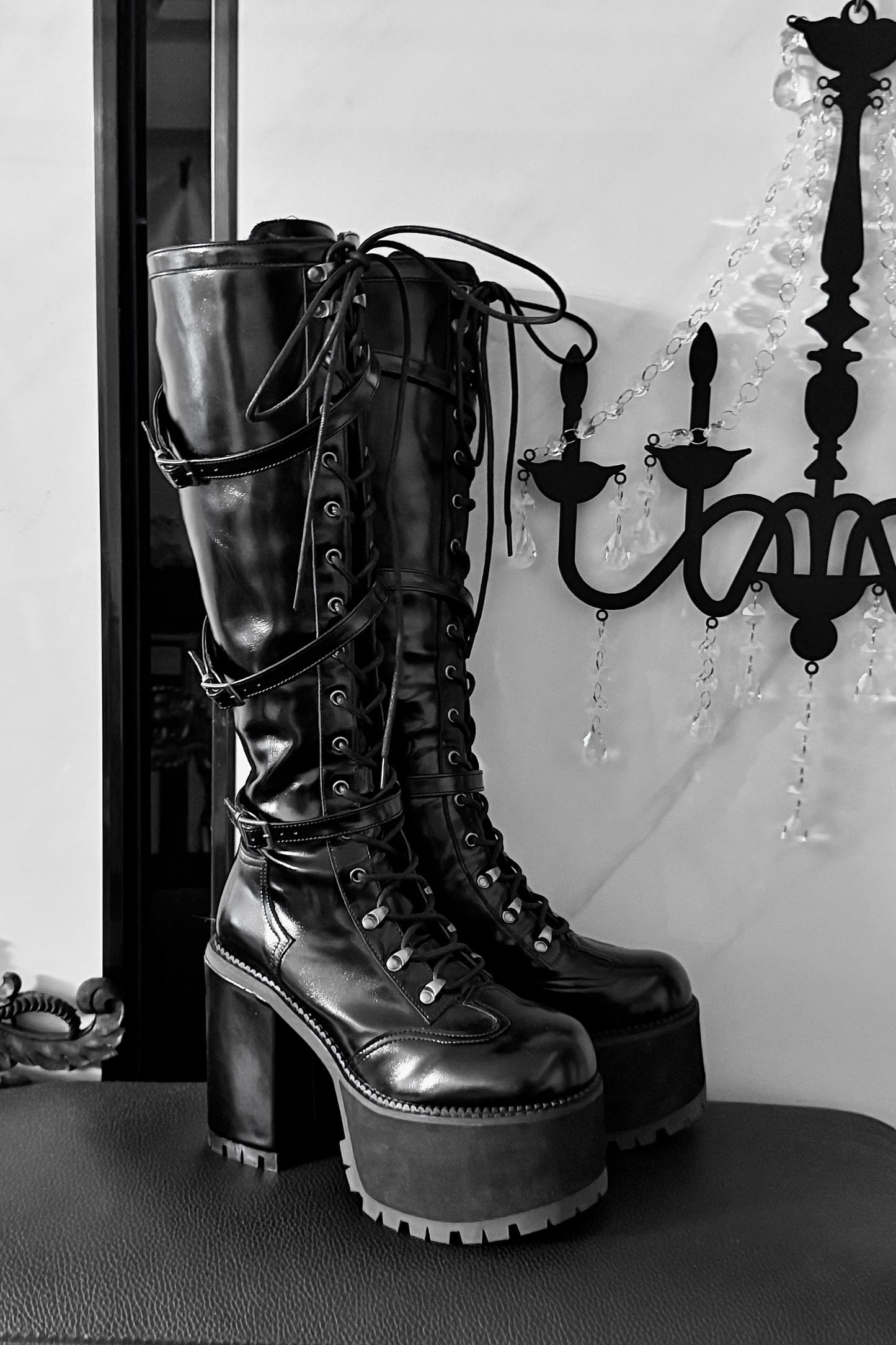 【4月4日予約締切】レースゴシックスエードレースアップブーツ