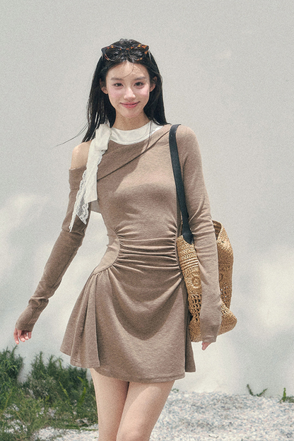 フレンチレースオフショルダードレス