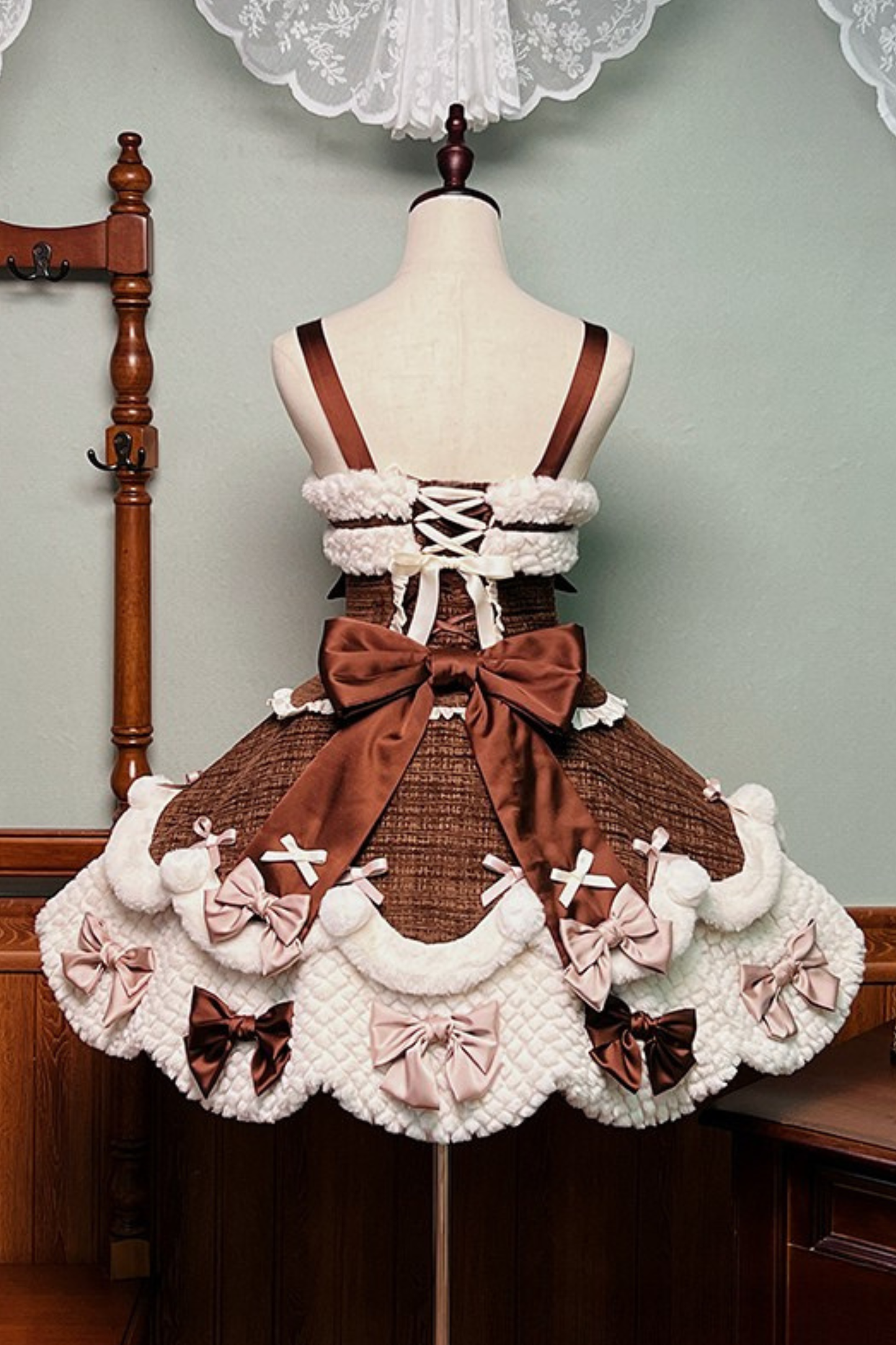 [Deadline for reservations: December 8] Frosted Sugar Rabbit Fur Ribbon Strap Dress