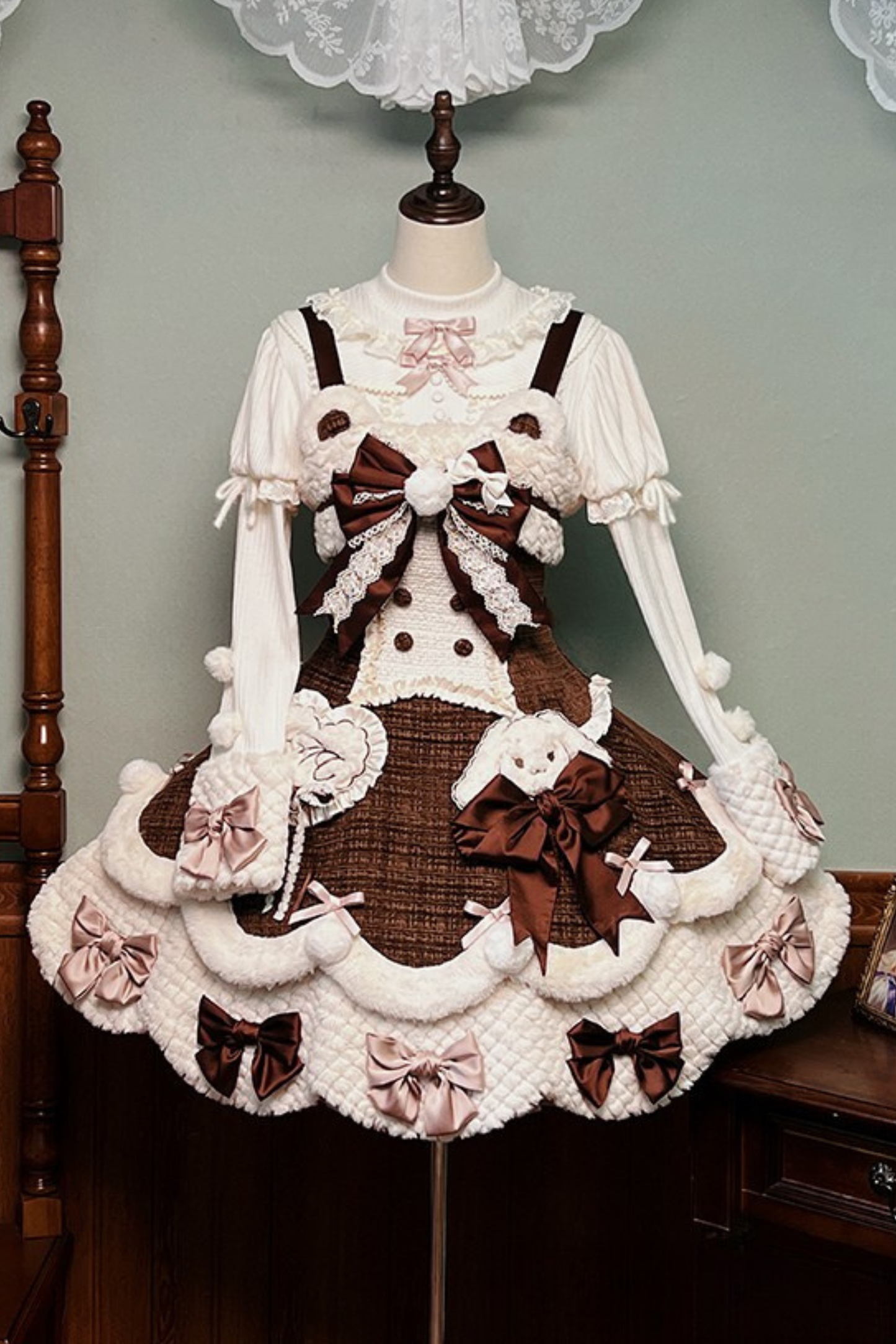 [Deadline for reservations: December 8] Frosted Sugar Rabbit Fur Ribbon Strap Dress