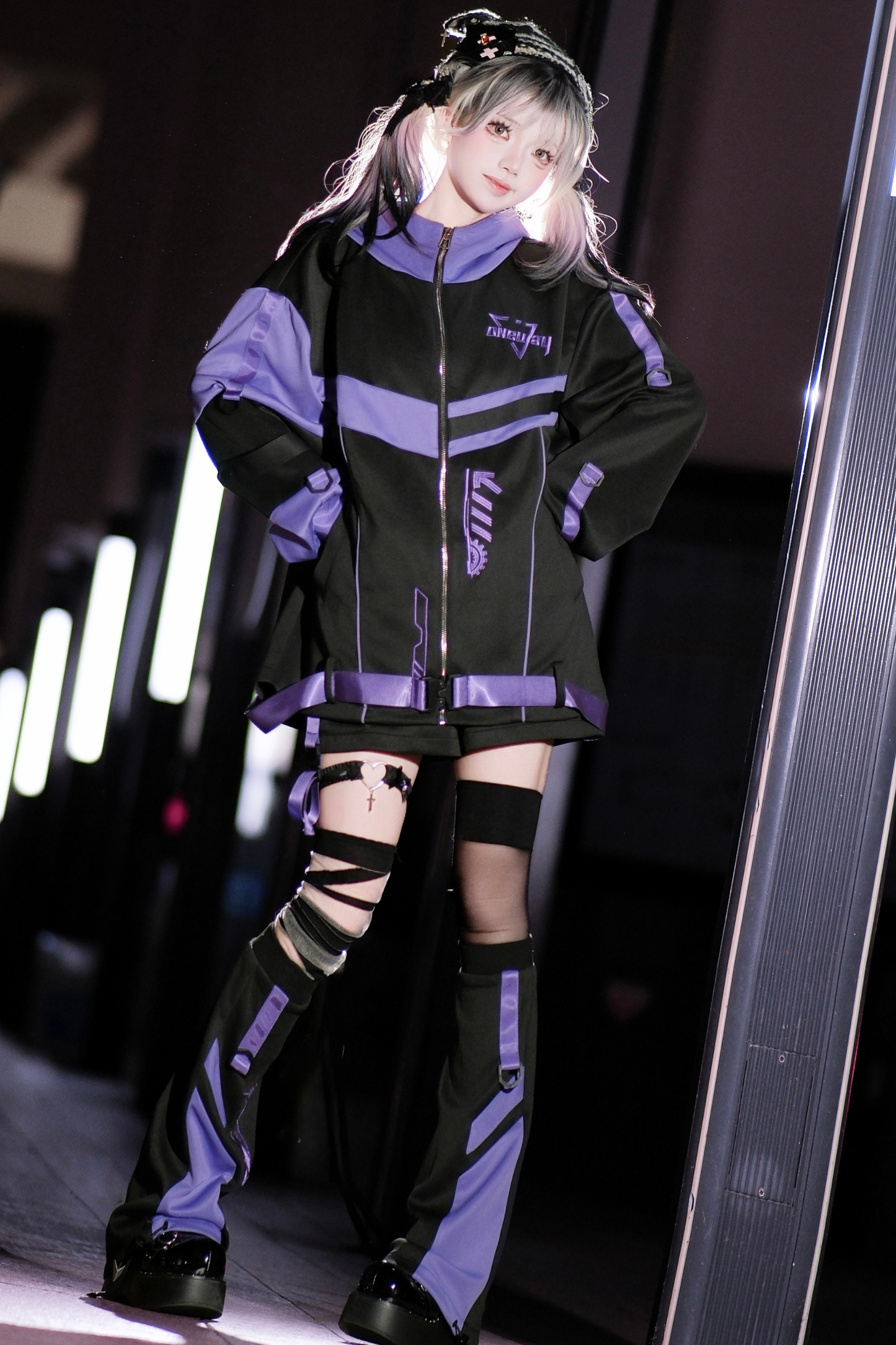 サブカルサイバージャケット+ショートパンツ+レッグカバー