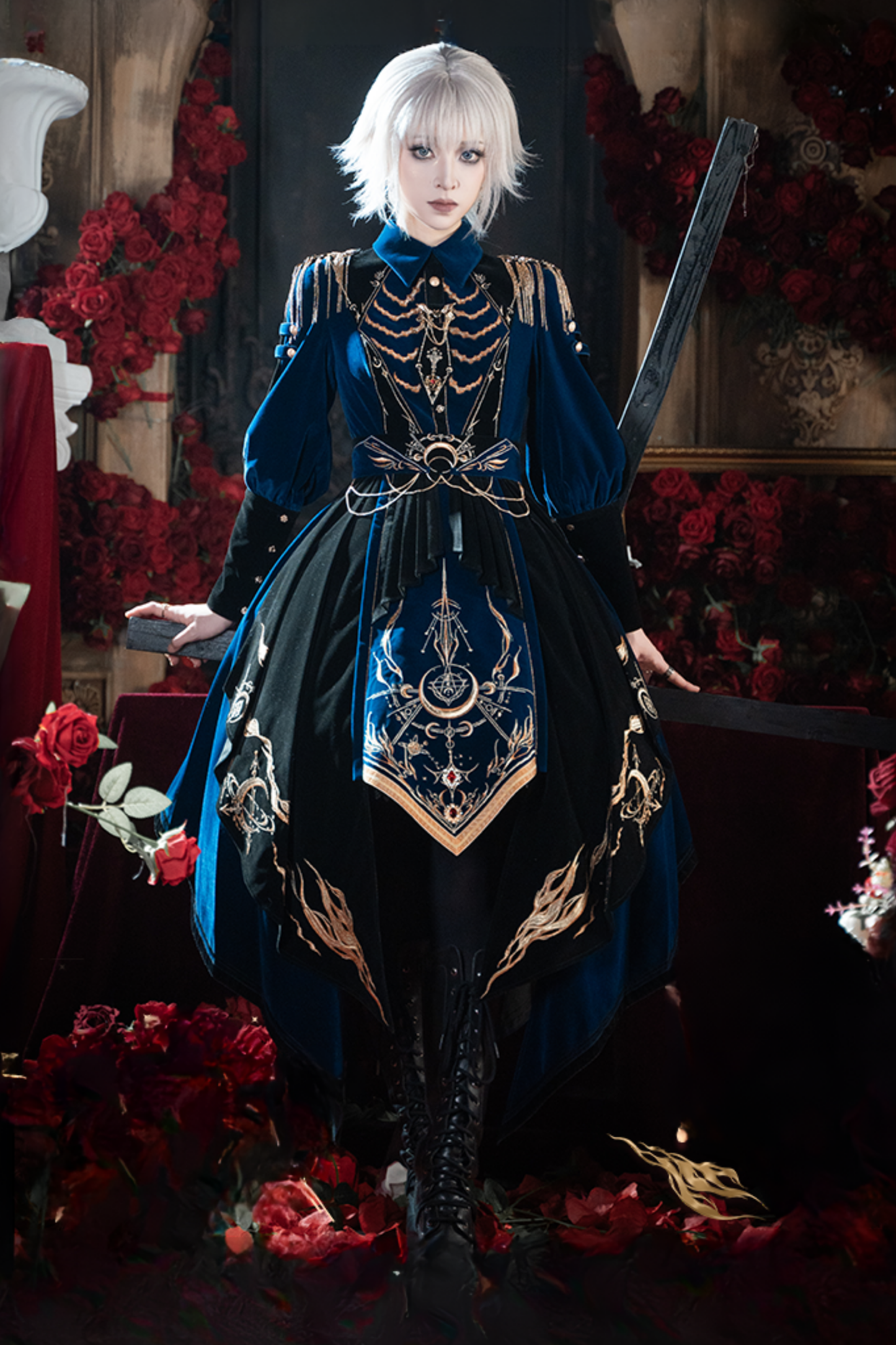 [Deadline for pre-order on November 16th] Holy army blue black embroidered military cape dress complete set + dress set