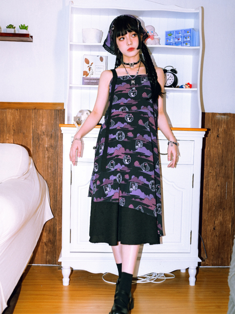 Dark print suspender skirt