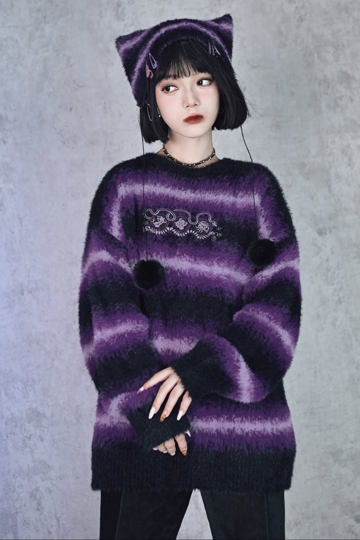 Dark Border Tops + Cat Hats