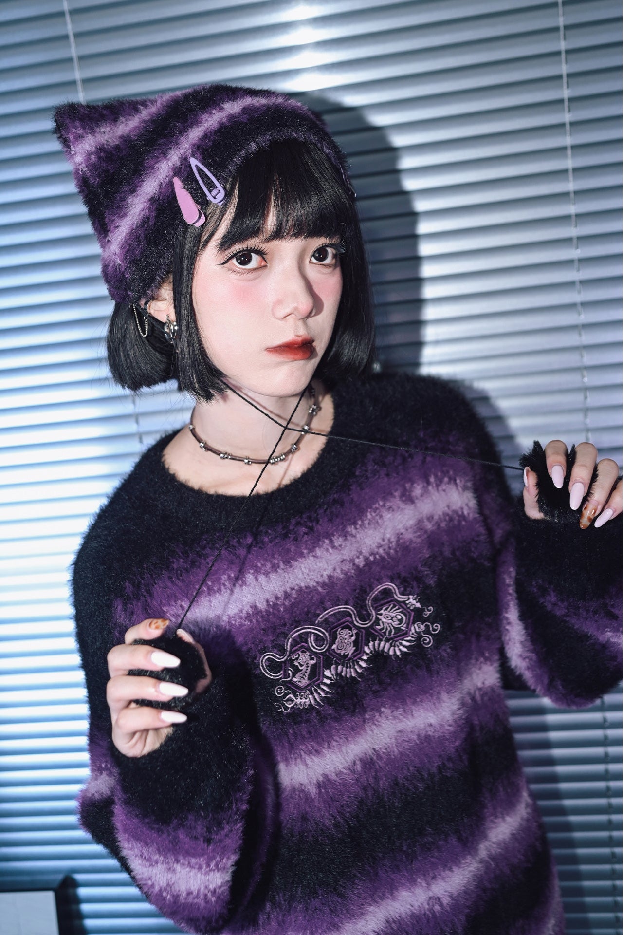 Dark Border Tops + Cat Hats