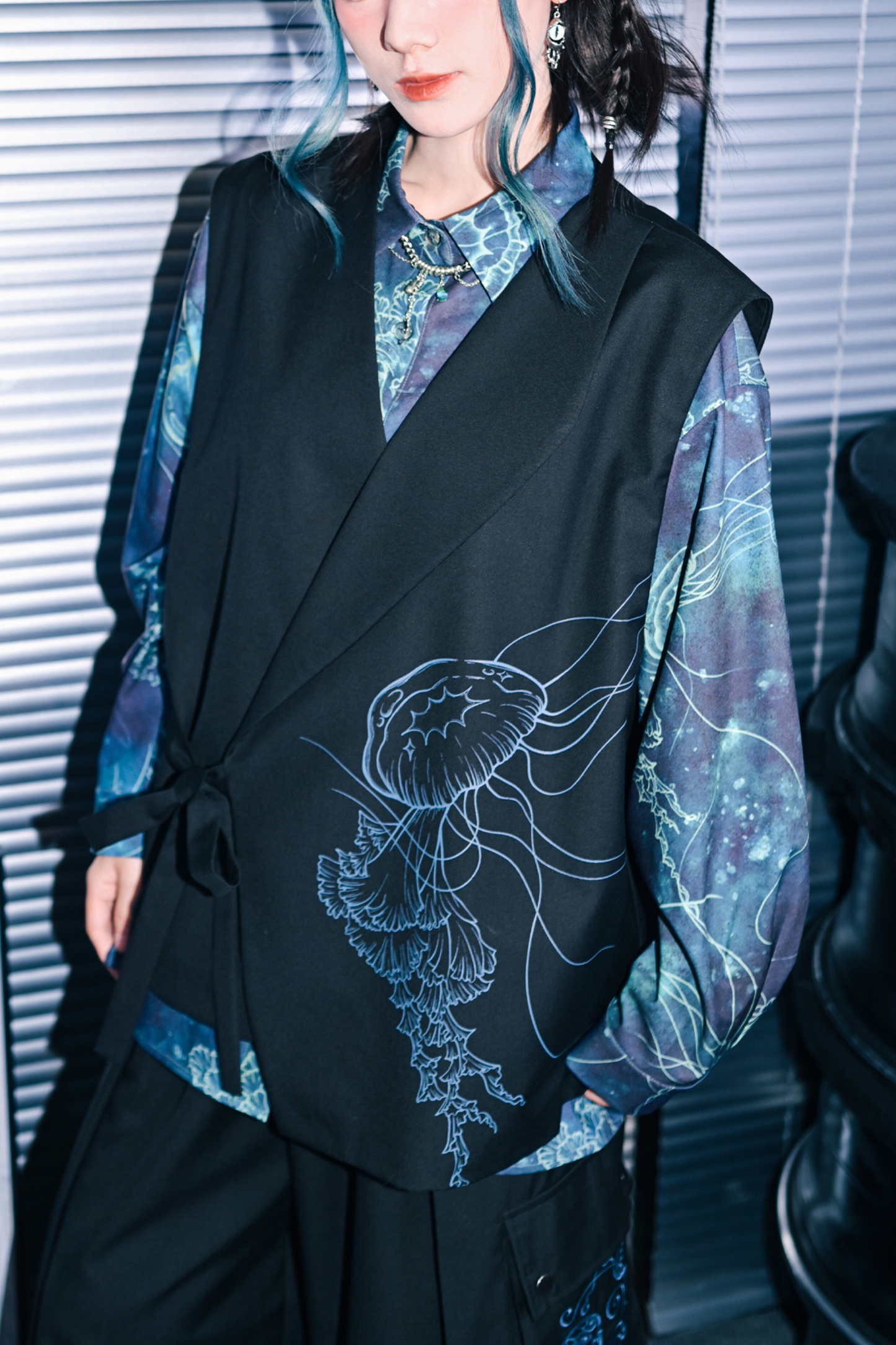 アシンメトリーレイヤードベスト