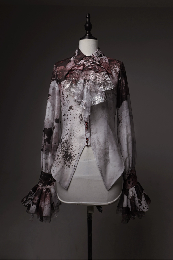 [Deadline for reservations: December 10] Bloodstained Print Pointed Collar Shirt