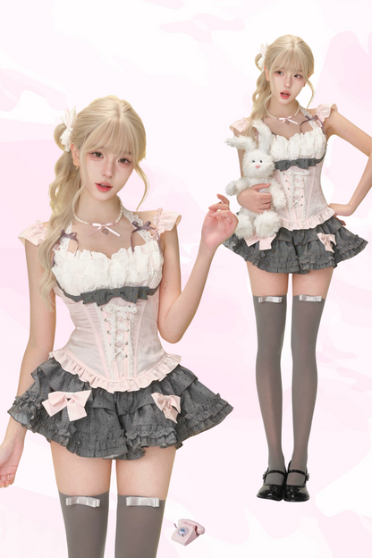 ピーチピンクコルセットトップス＋ドットケーキスカート