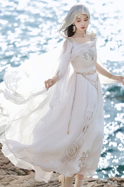 Märchenhaftes klassisches Lolita-Trägerkleid + Kapuzen-Cape