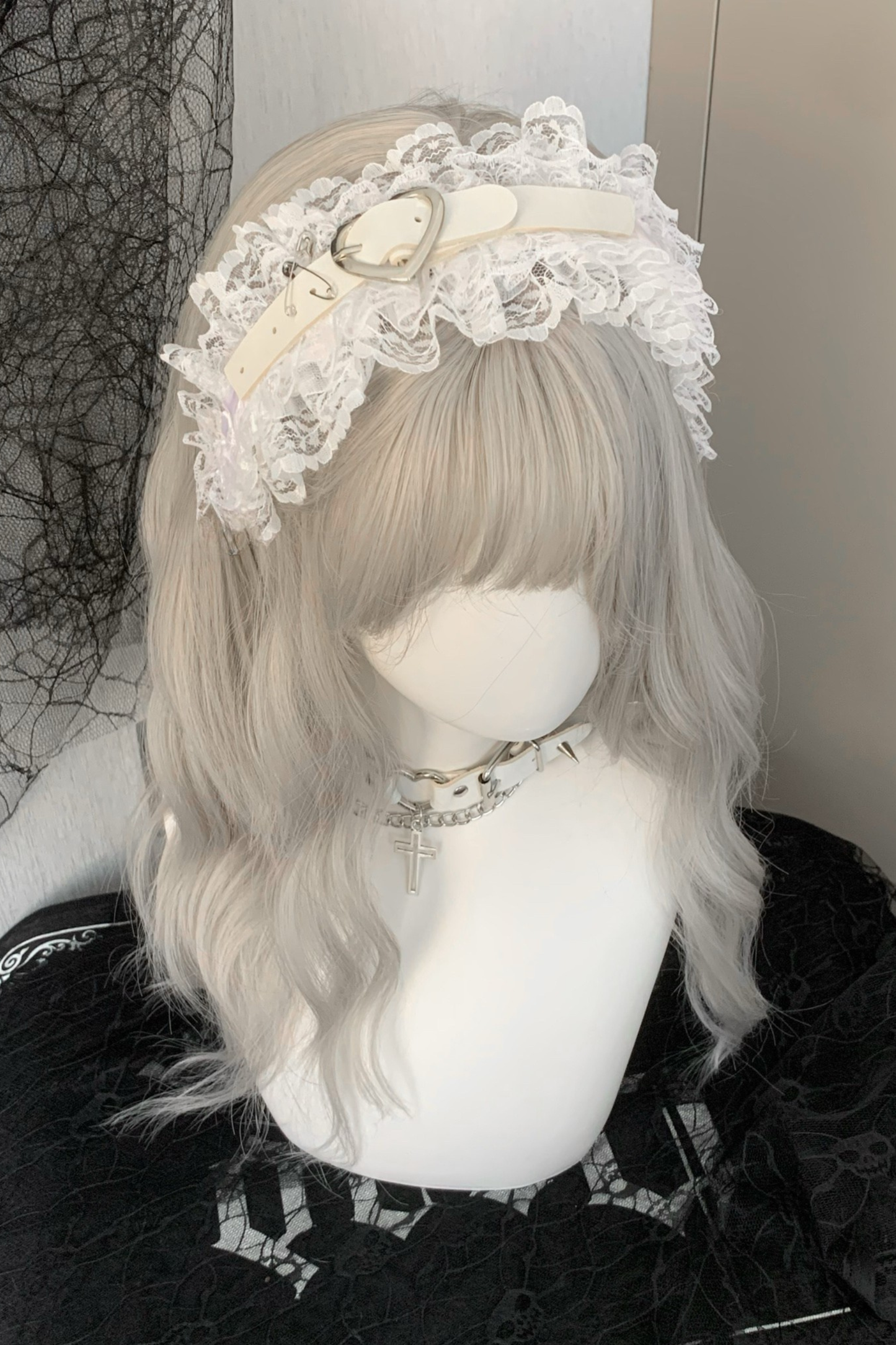 ラブレザーバックルレースヘッドバンド