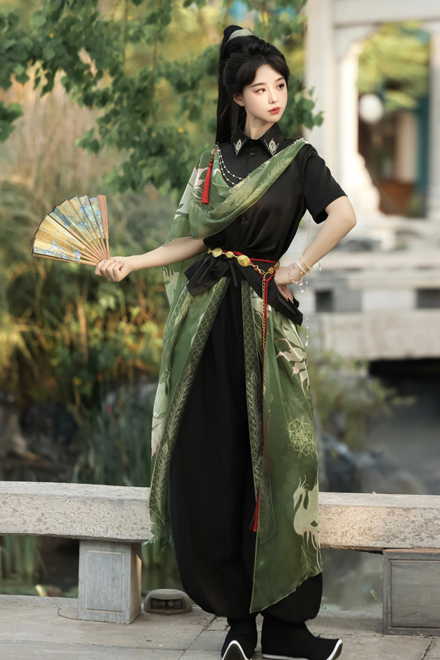 ネバーレスアイランドチャイナトップス+バルーンパンツ