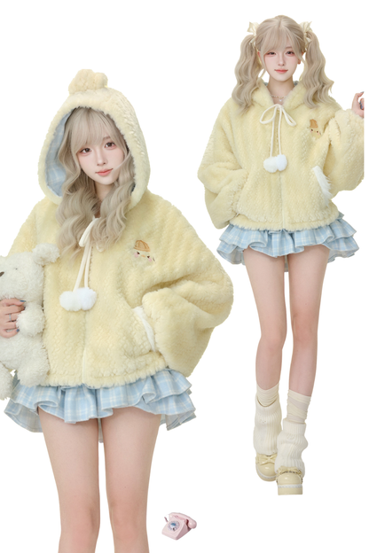 カスタードプリンイエロープラッシュジャケット+ブルーチェックケーキスカート