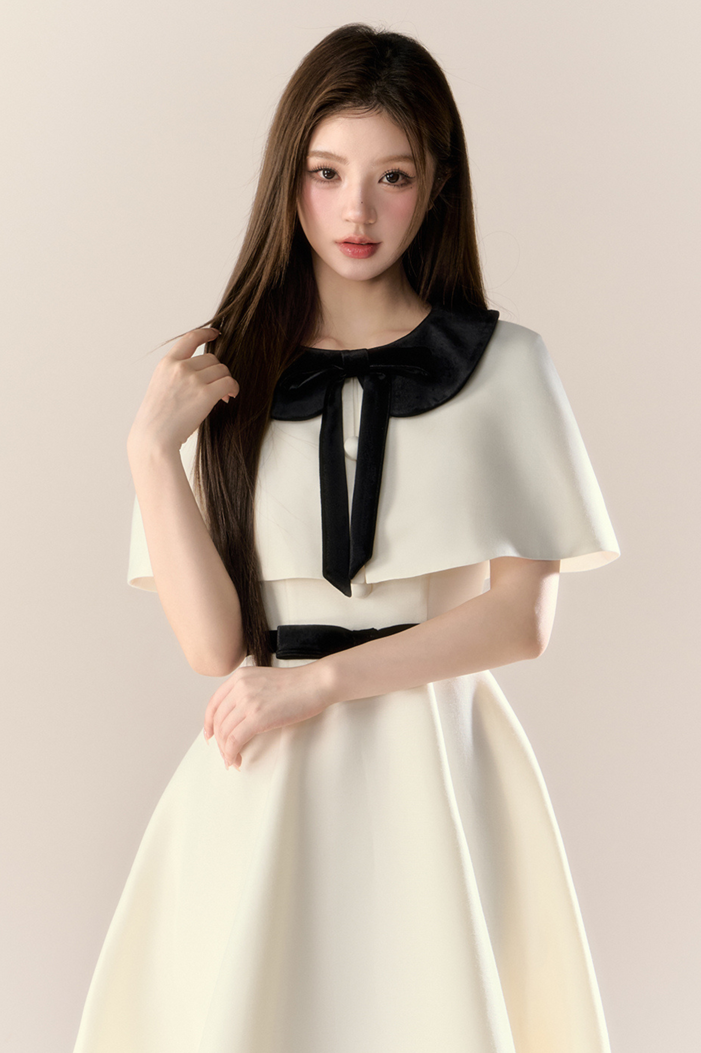 フレンチエリザベスケープドレス