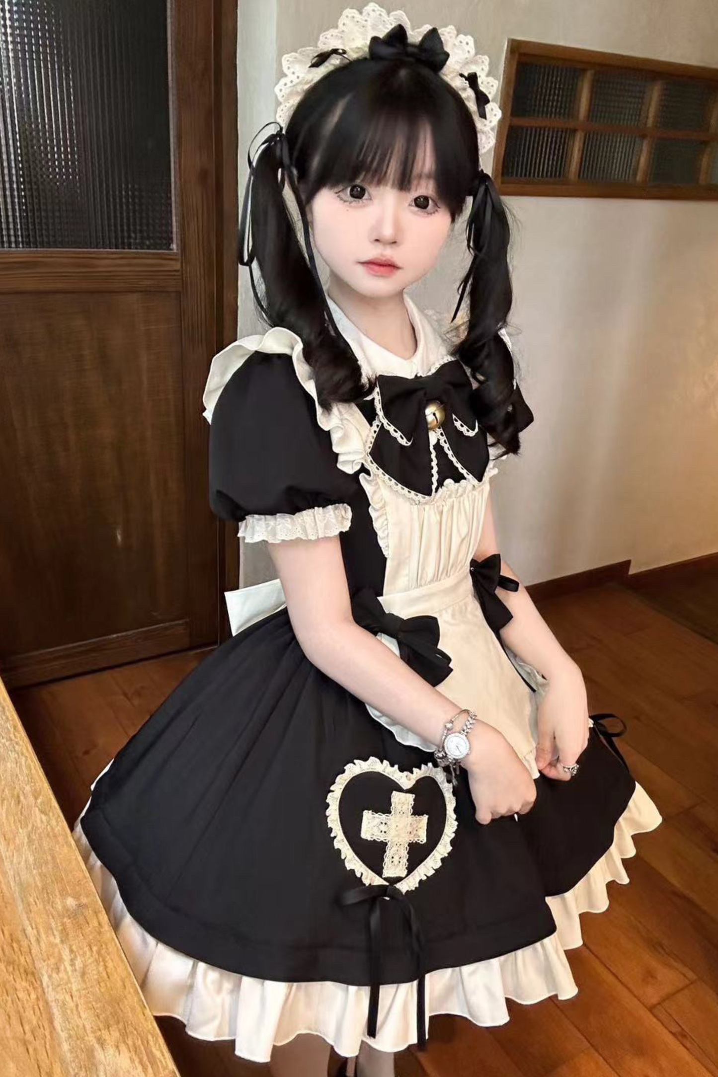 Herzschlag-Puppenmädchen-Lolita-Kleid + Schürze + Kopfbedeckung + Fliege