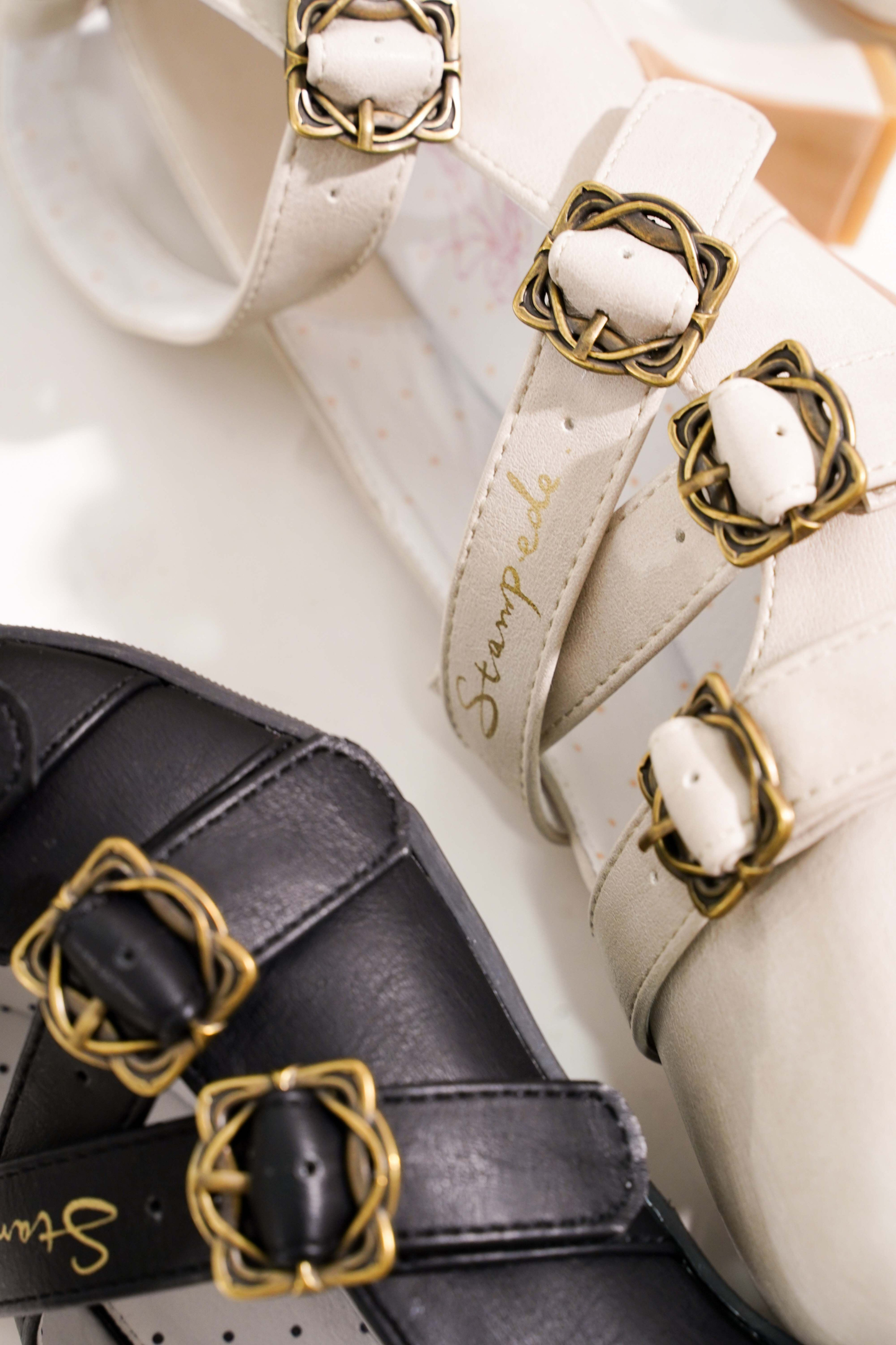 レトロロリータスクエアヒールシューズ