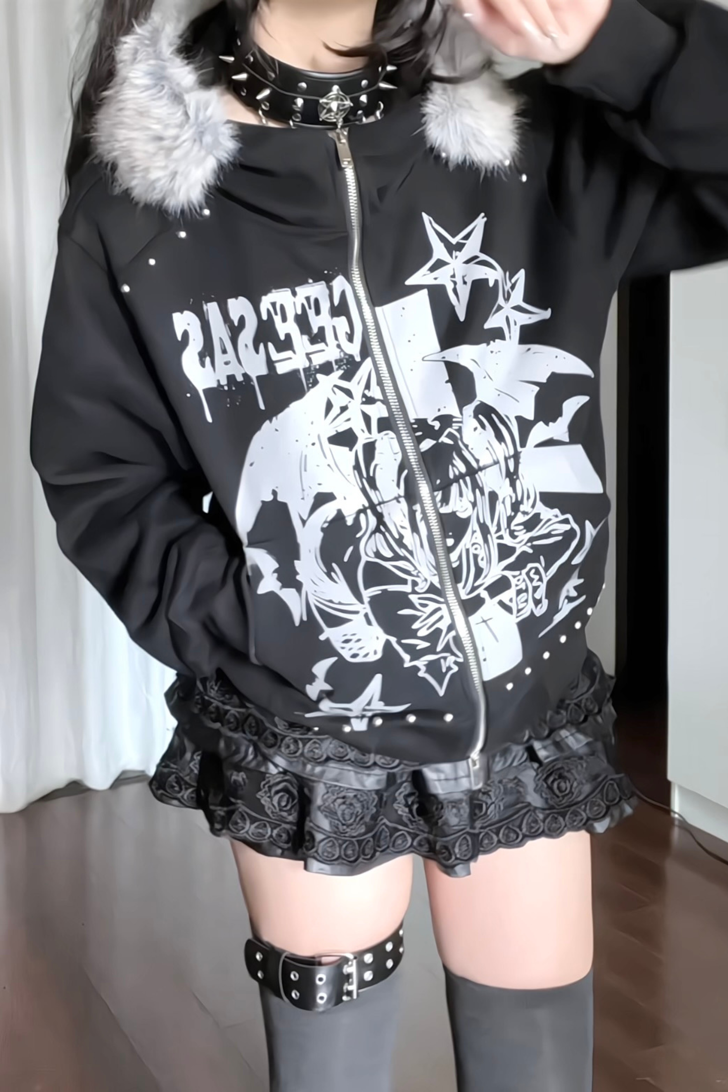 ファーカラーダークデザインフードパーカー