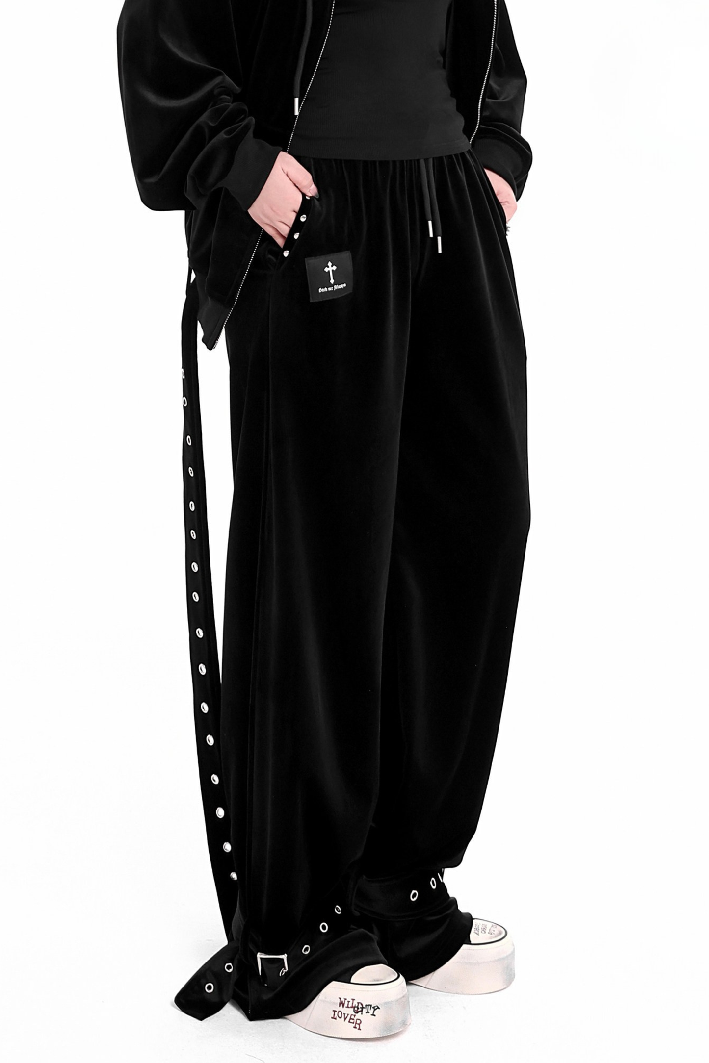 ダークベルベットパンクルーズパンツ