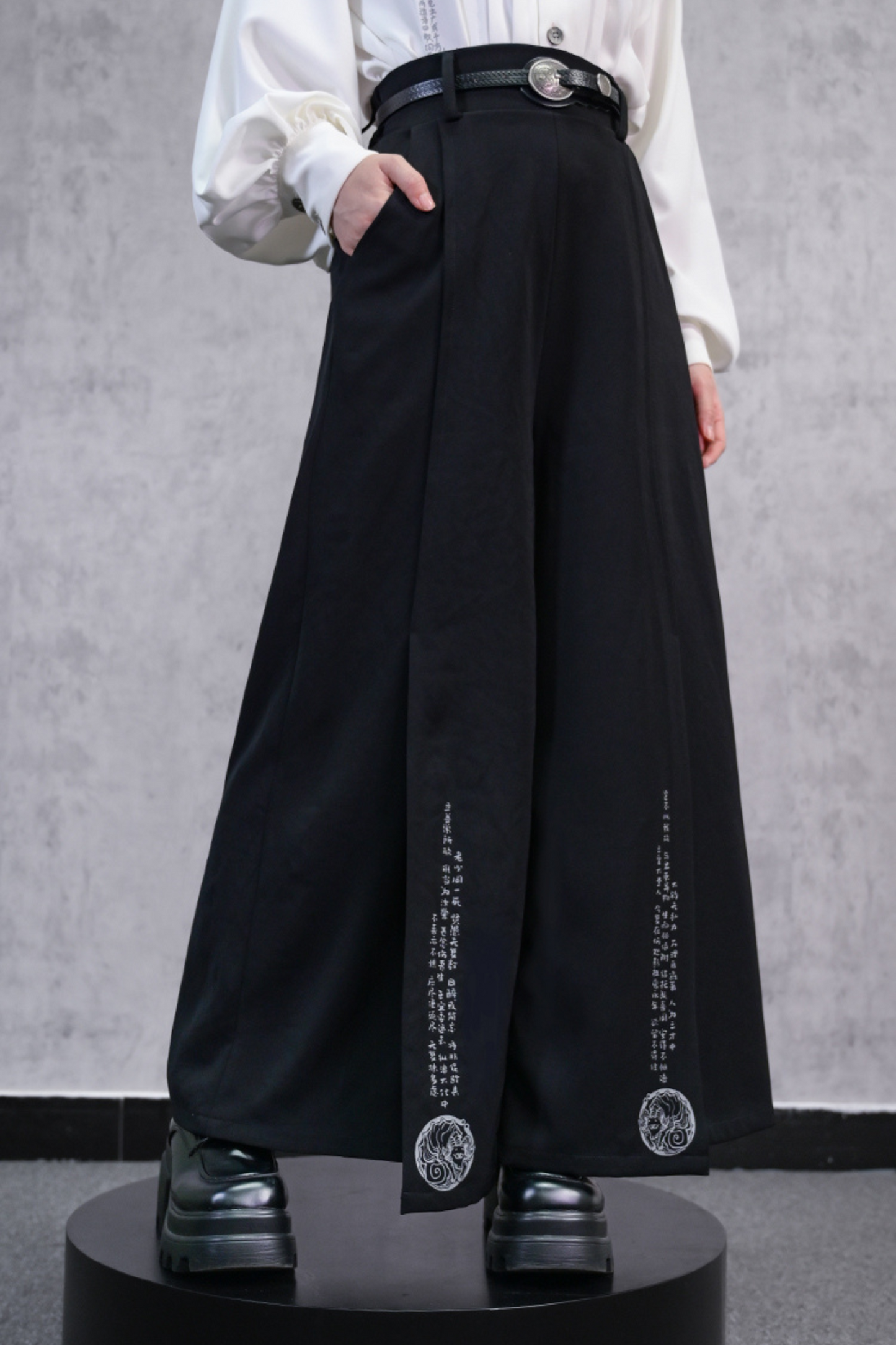 Scalerelle Wide Leg Pants